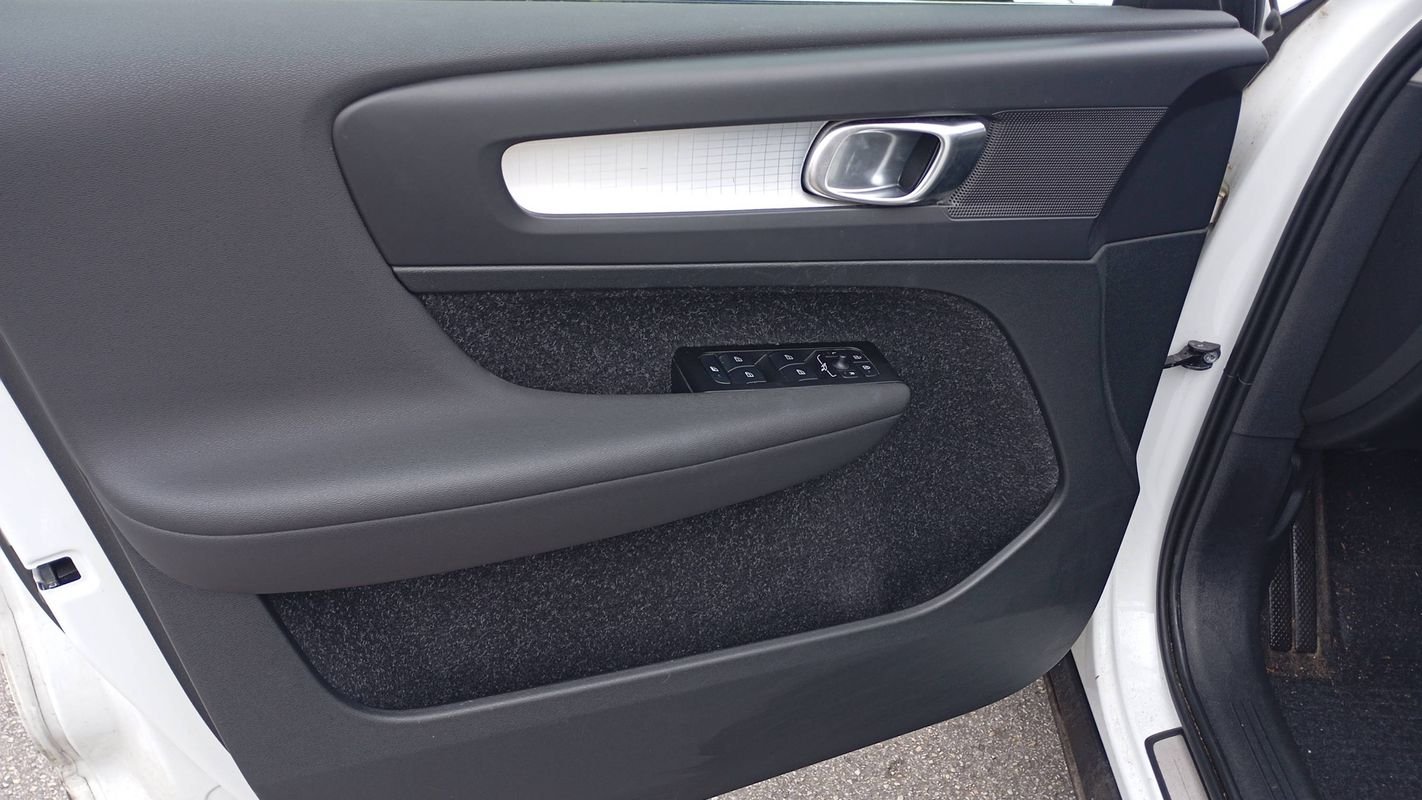 Volvo XC40 - Photo 7