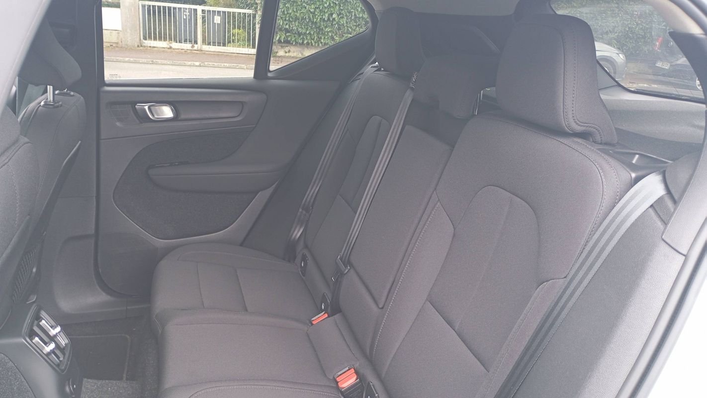 Volvo XC40 - Photo 9