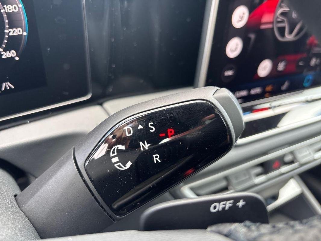Volkswagen Tiguan - Photo 11