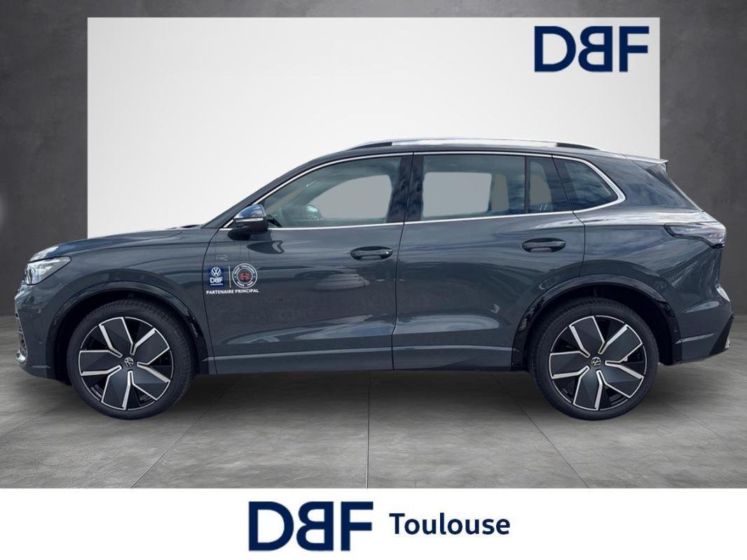 Volkswagen Tiguan - Photo 2