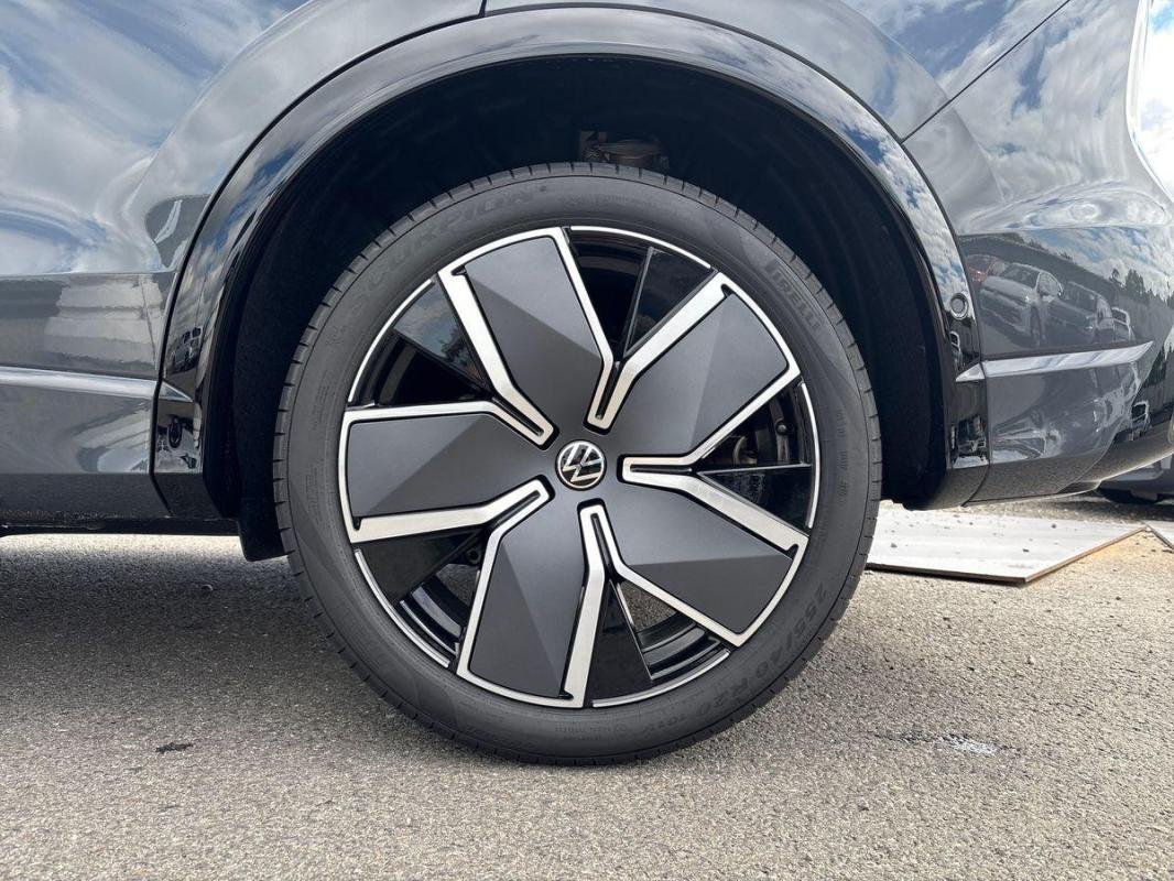 Volkswagen Tiguan - Photo 28