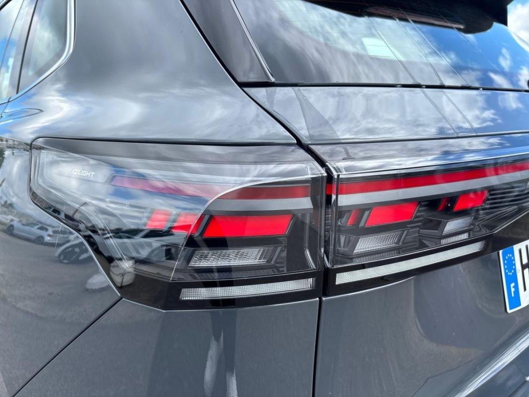 Volkswagen Tiguan - Photo 30