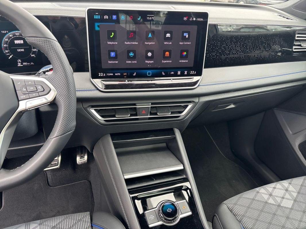 Volkswagen Tiguan - Photo 10