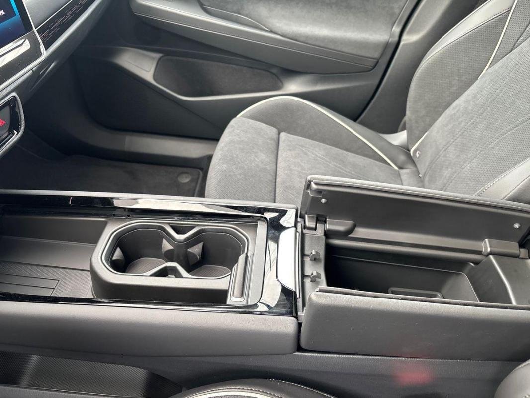 Volkswagen ID.7 - Photo 12