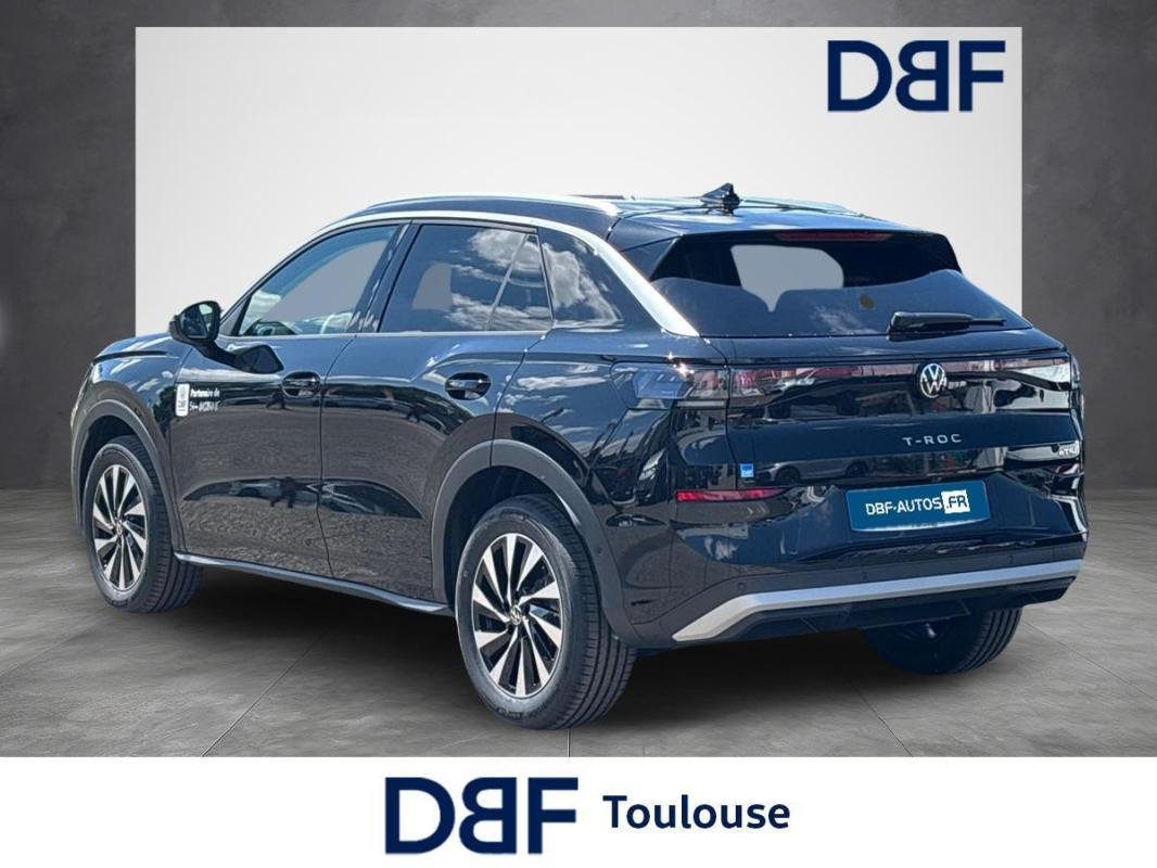 Volkswagen T-Roc - Photo 3