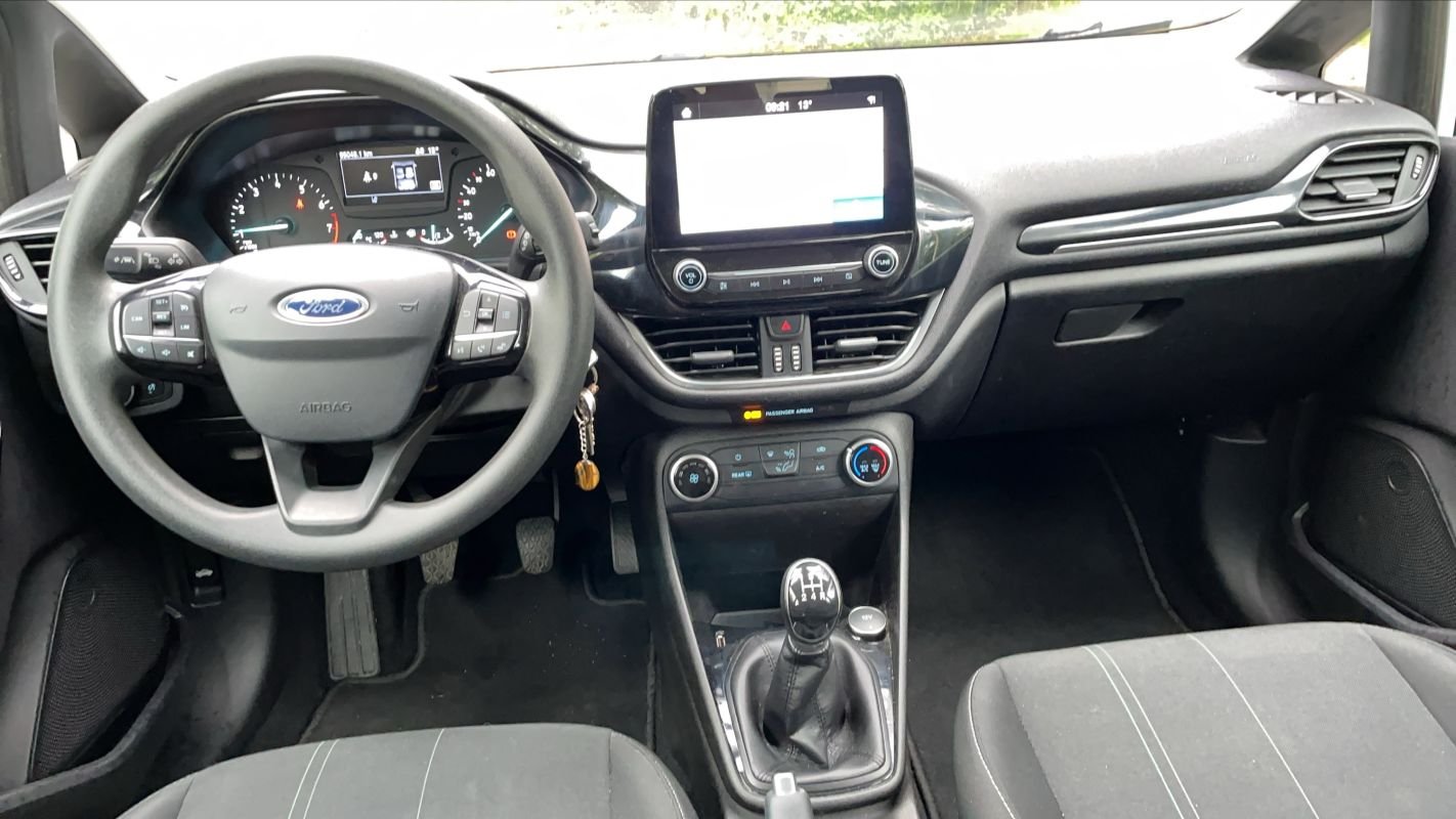 Ford Fiesta - Photo 11