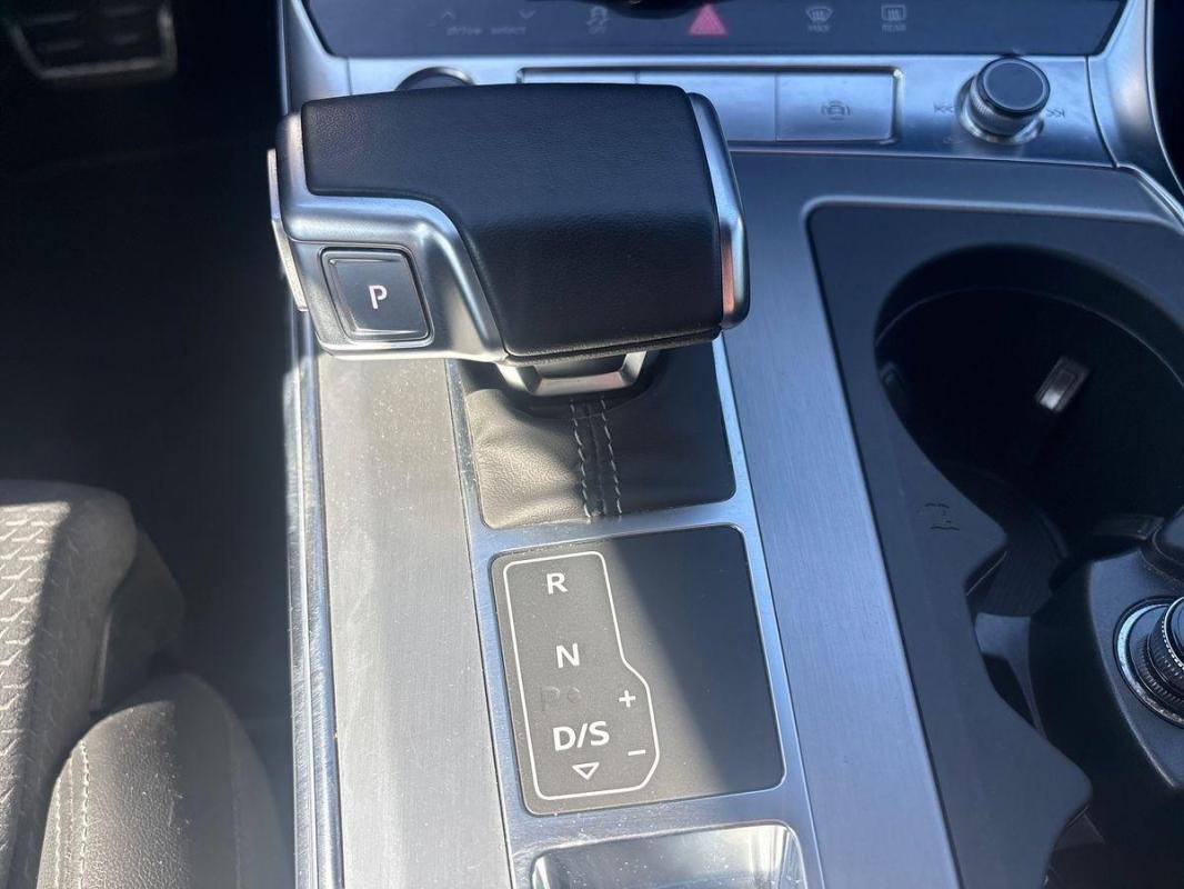 Audi A6 Avant - Photo 11