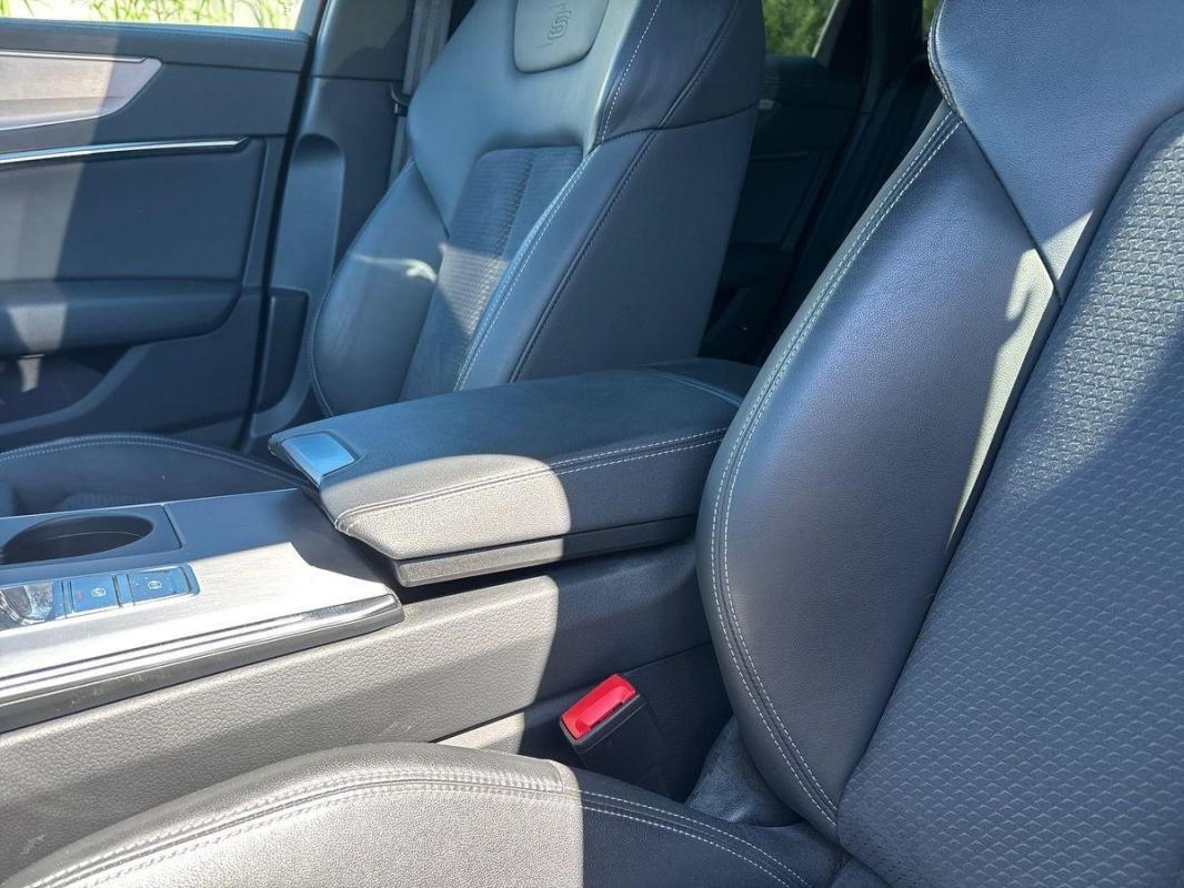 Audi A6 Avant - Photo 12