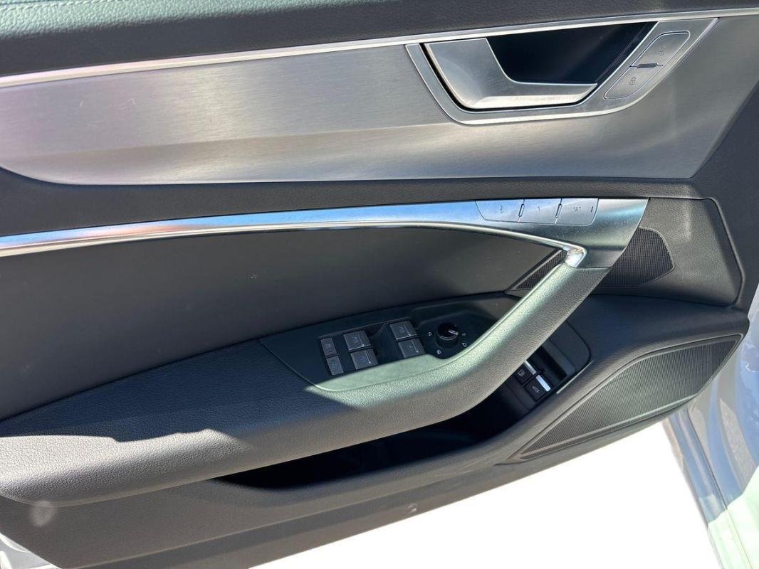 Audi A6 Avant - Photo 15