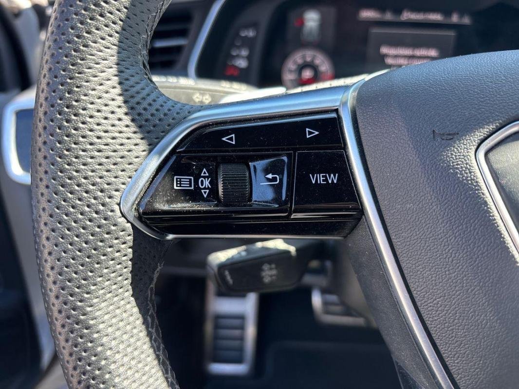 Audi A6 Avant - Photo 20