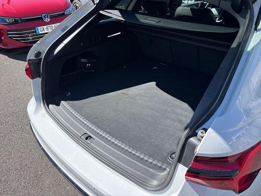 Audi A6 Avant - Photo 32