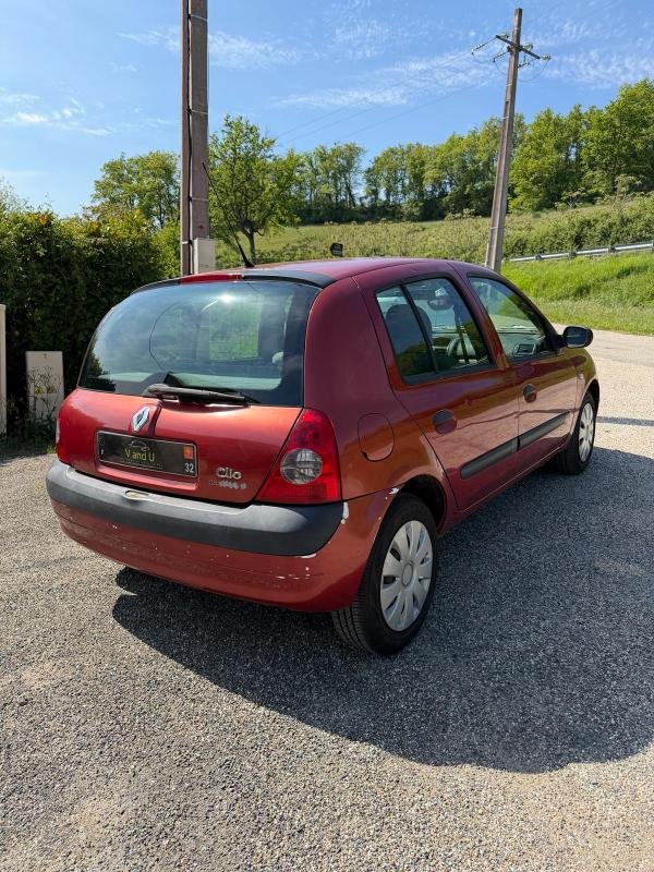 Renault Clio - Photo 3