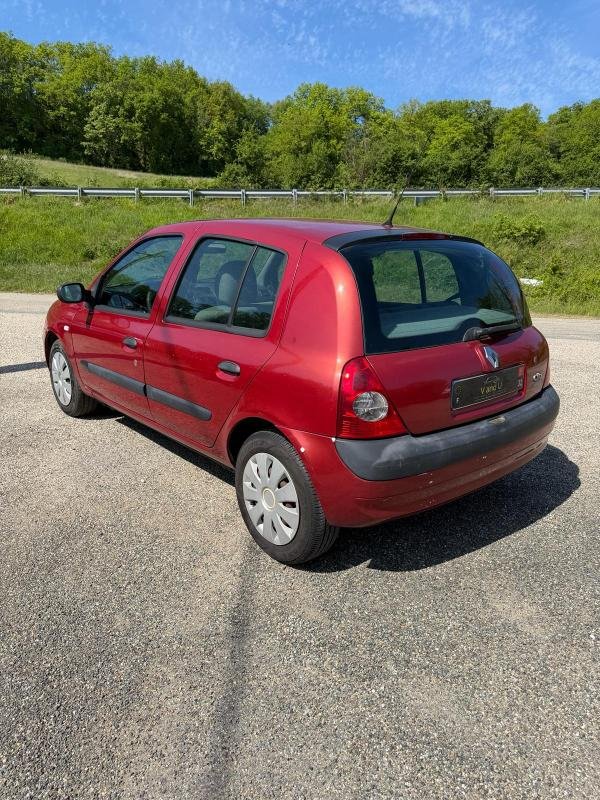 Renault Clio - Photo 4