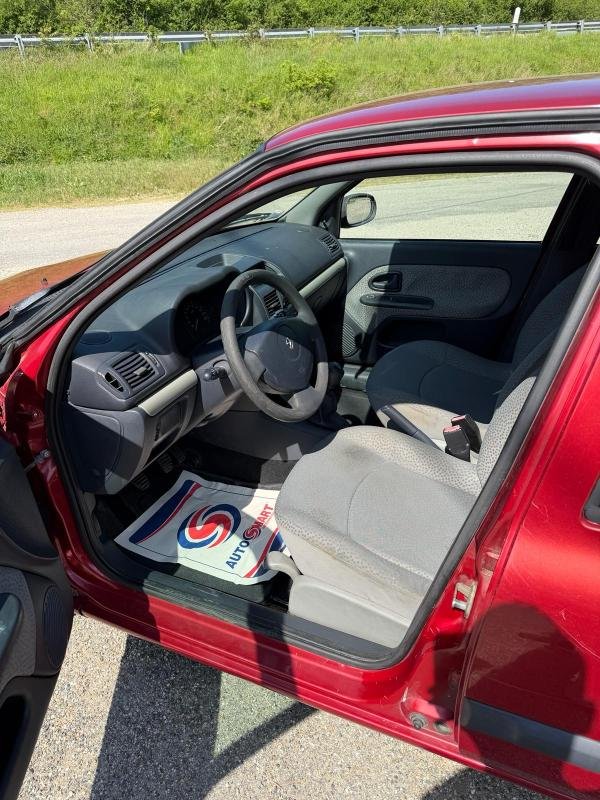 Renault Clio - Photo 6