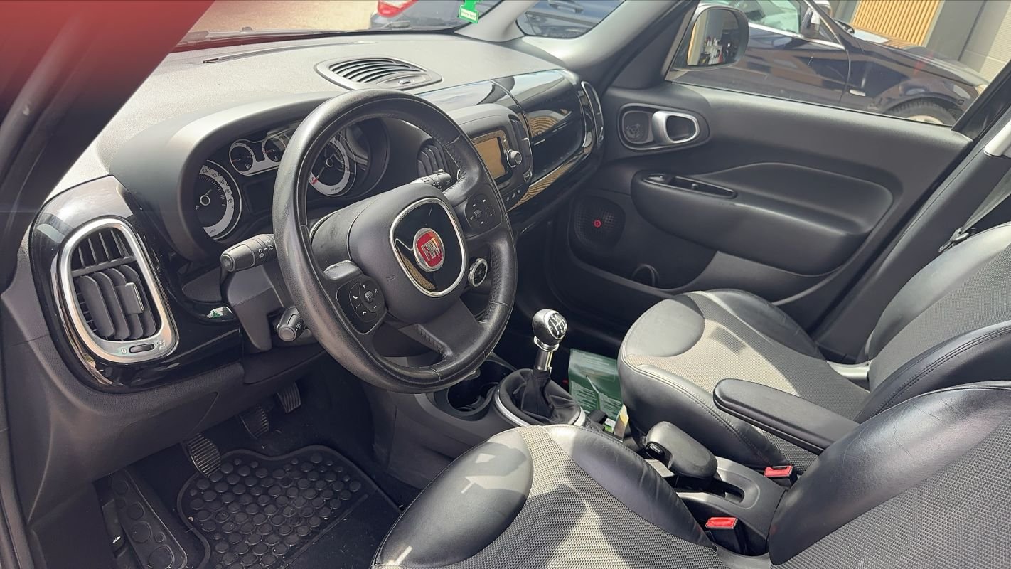 Fiat 500L - Photo 8