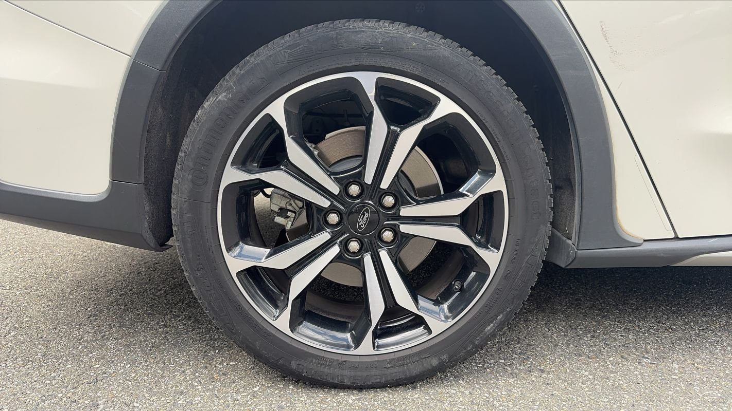 Ford Focus - Photo 16