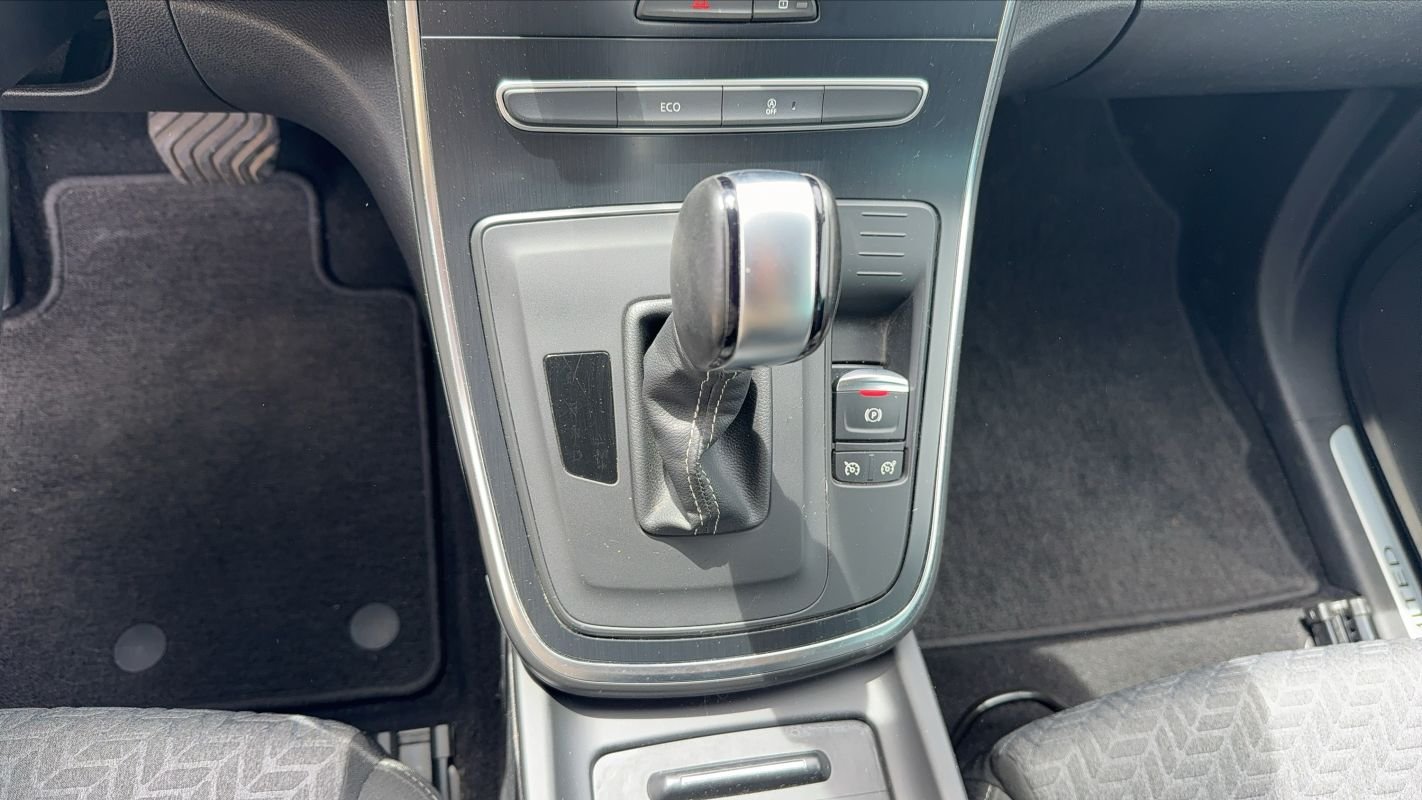 Renault Scénic - Photo 24