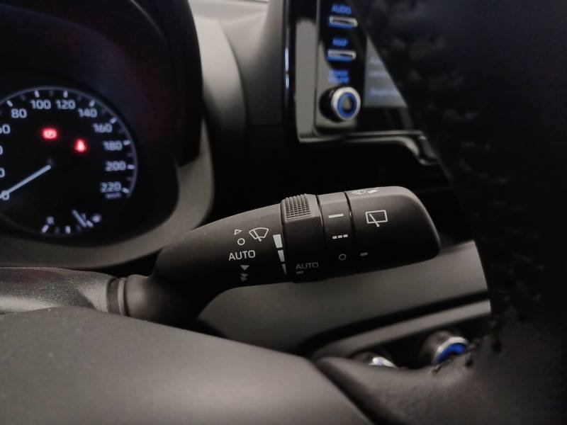 Toyota Yaris - Photo 19