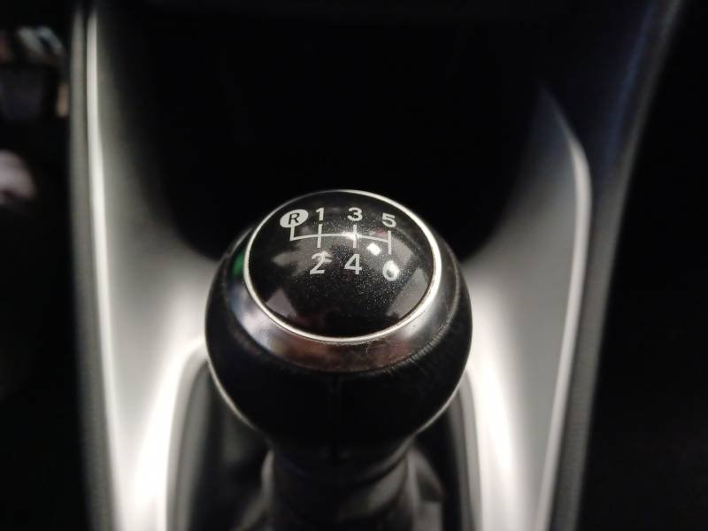 Toyota Yaris - Photo 23
