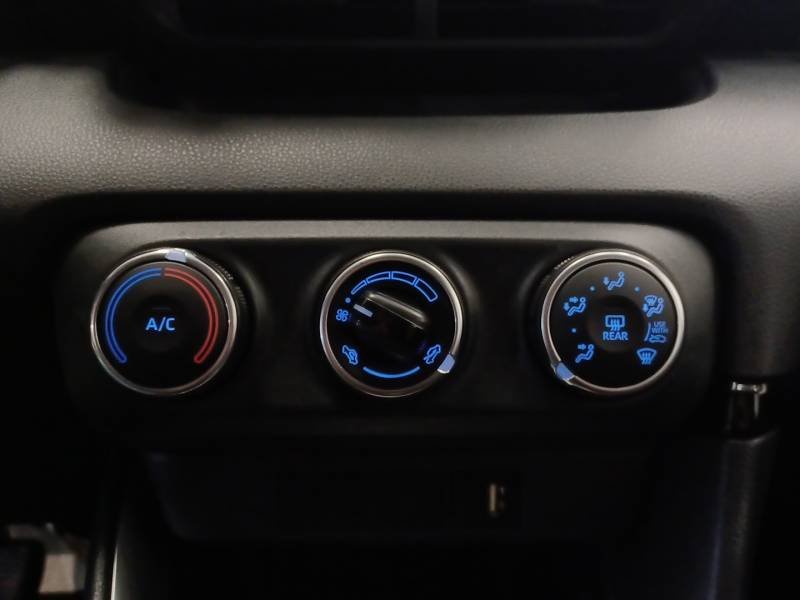 Toyota Yaris - Photo 24