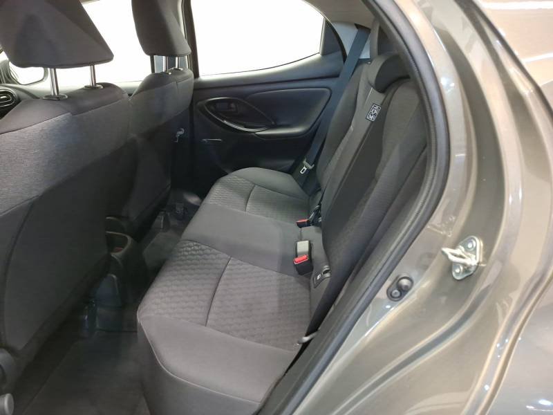 Toyota Yaris - Photo 13