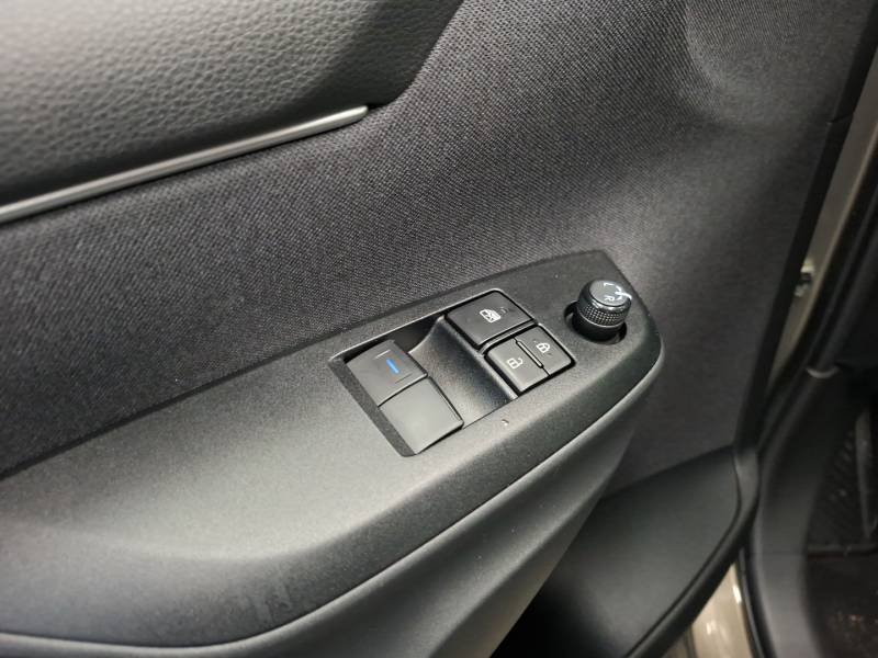Toyota Yaris - Photo 15