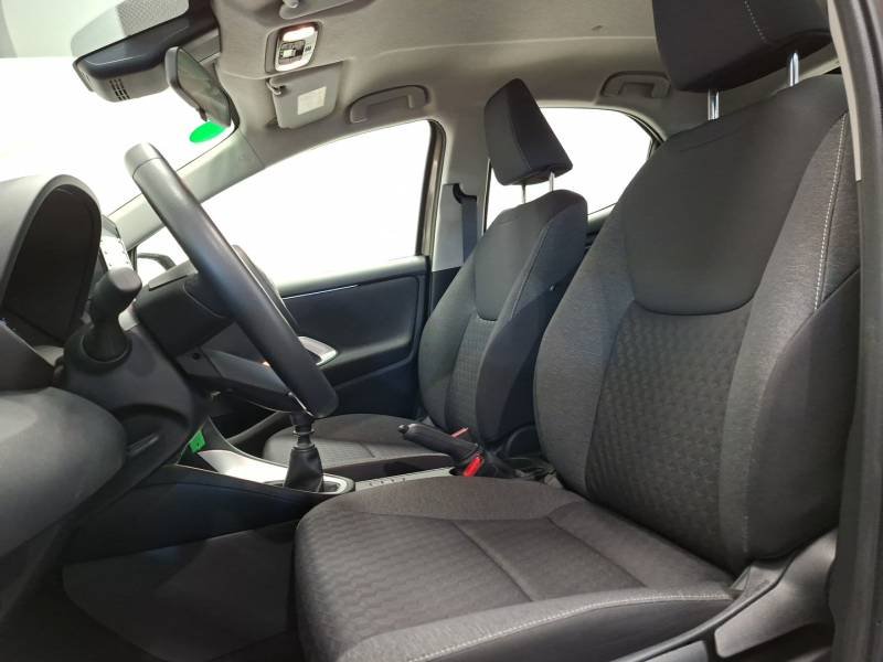 Toyota Yaris - Photo 16