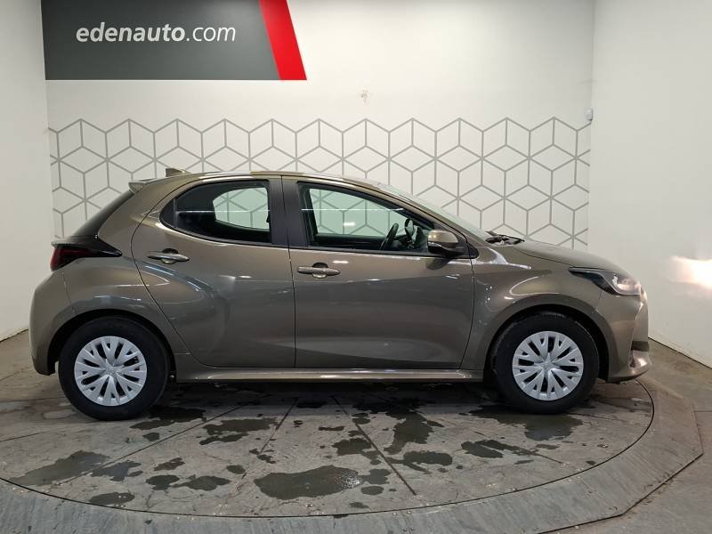 Toyota Yaris - Photo 6