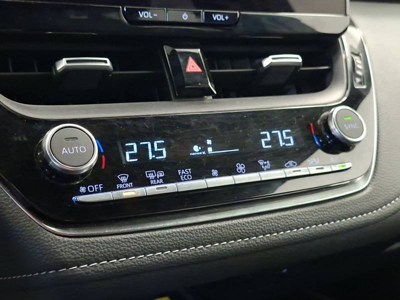 Toyota Corolla - Photo 26