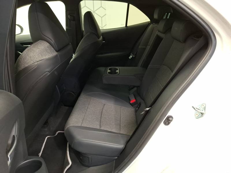 Toyota Corolla - Photo 13