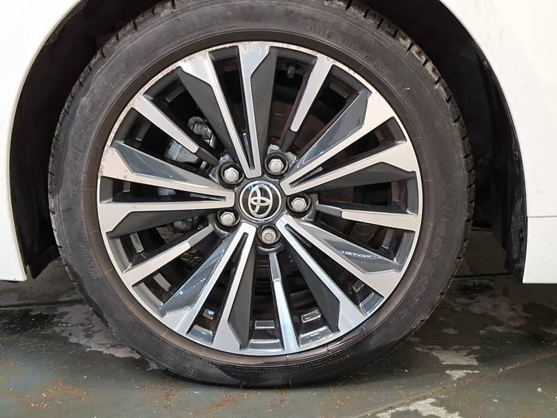 Toyota Corolla - Photo 9