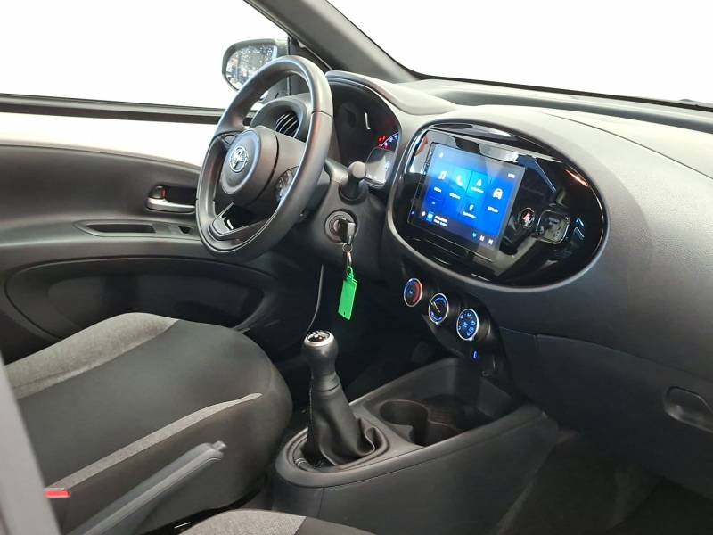 Toyota aygo x - Photo 12