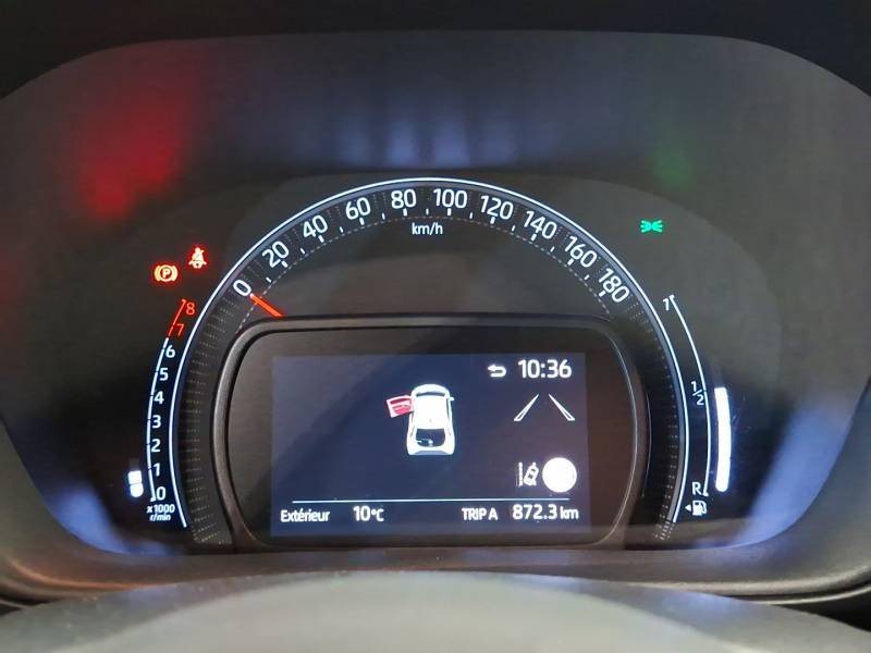 Toyota aygo x - Photo 21