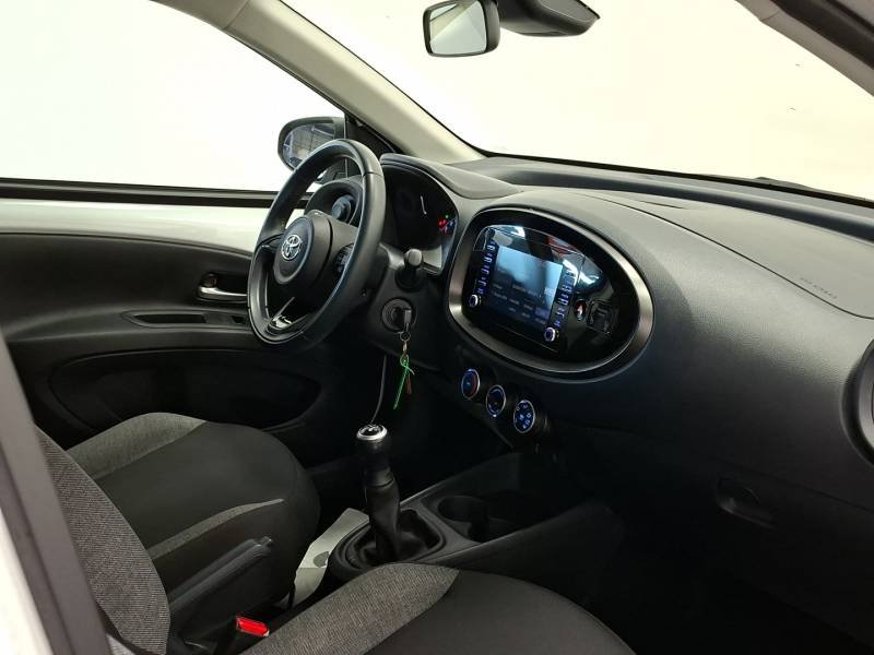 Toyota aygo x - Photo 12