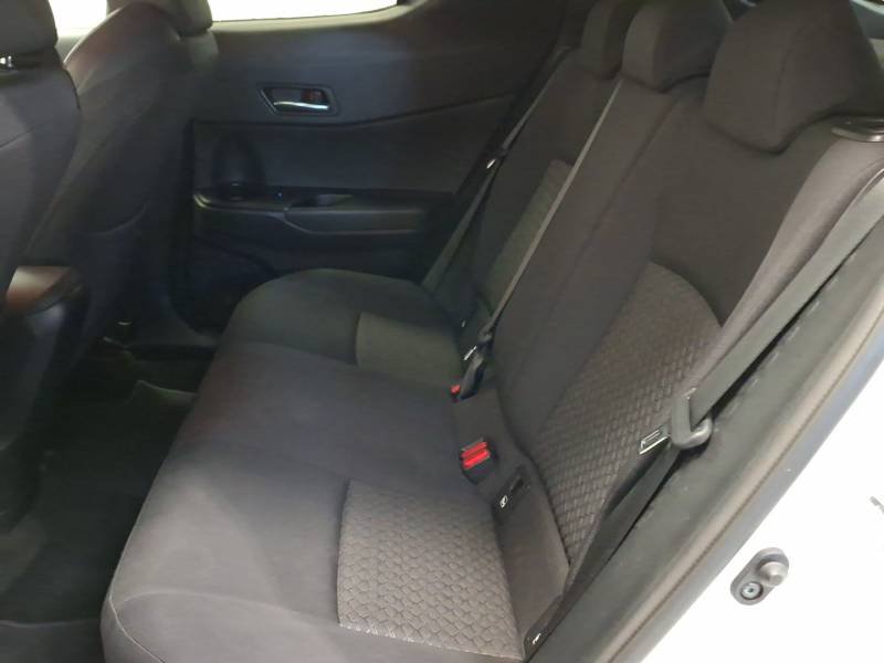 Toyota C-HR - Photo 13