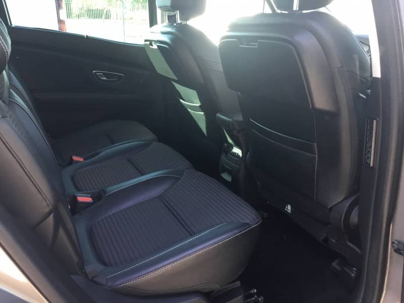 Renault Scénic - Photo 18