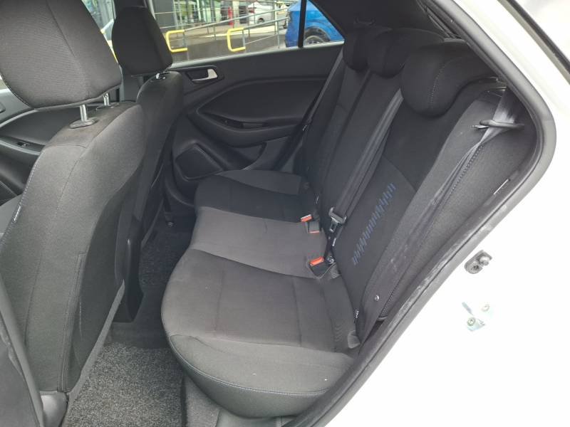 Hyundai i20 - Photo 11