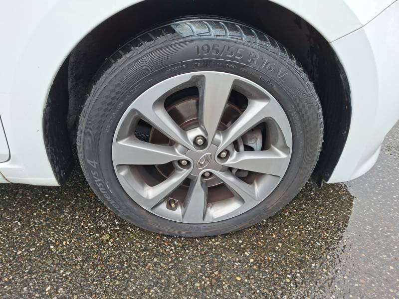 Hyundai i20 - Photo 13