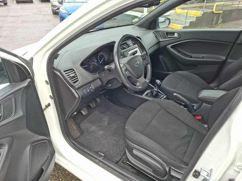 Hyundai i20 - Photo 10