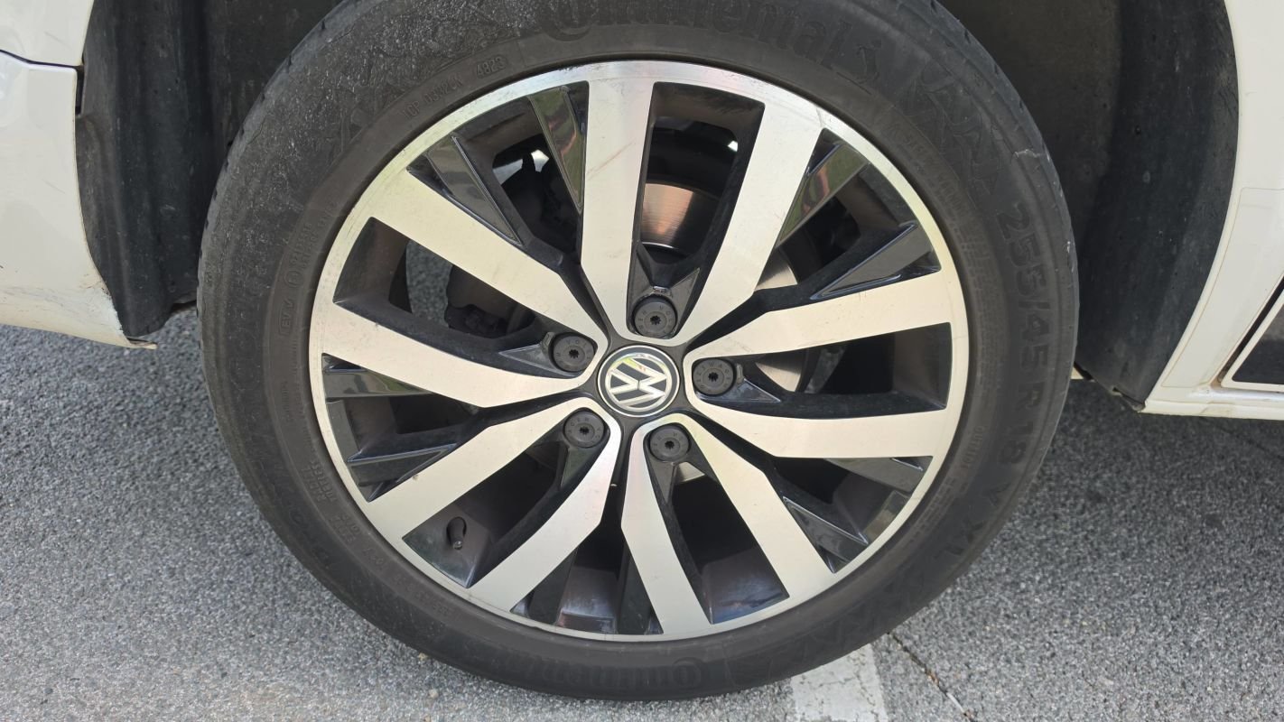 Volkswagen Transporter - Photo 16