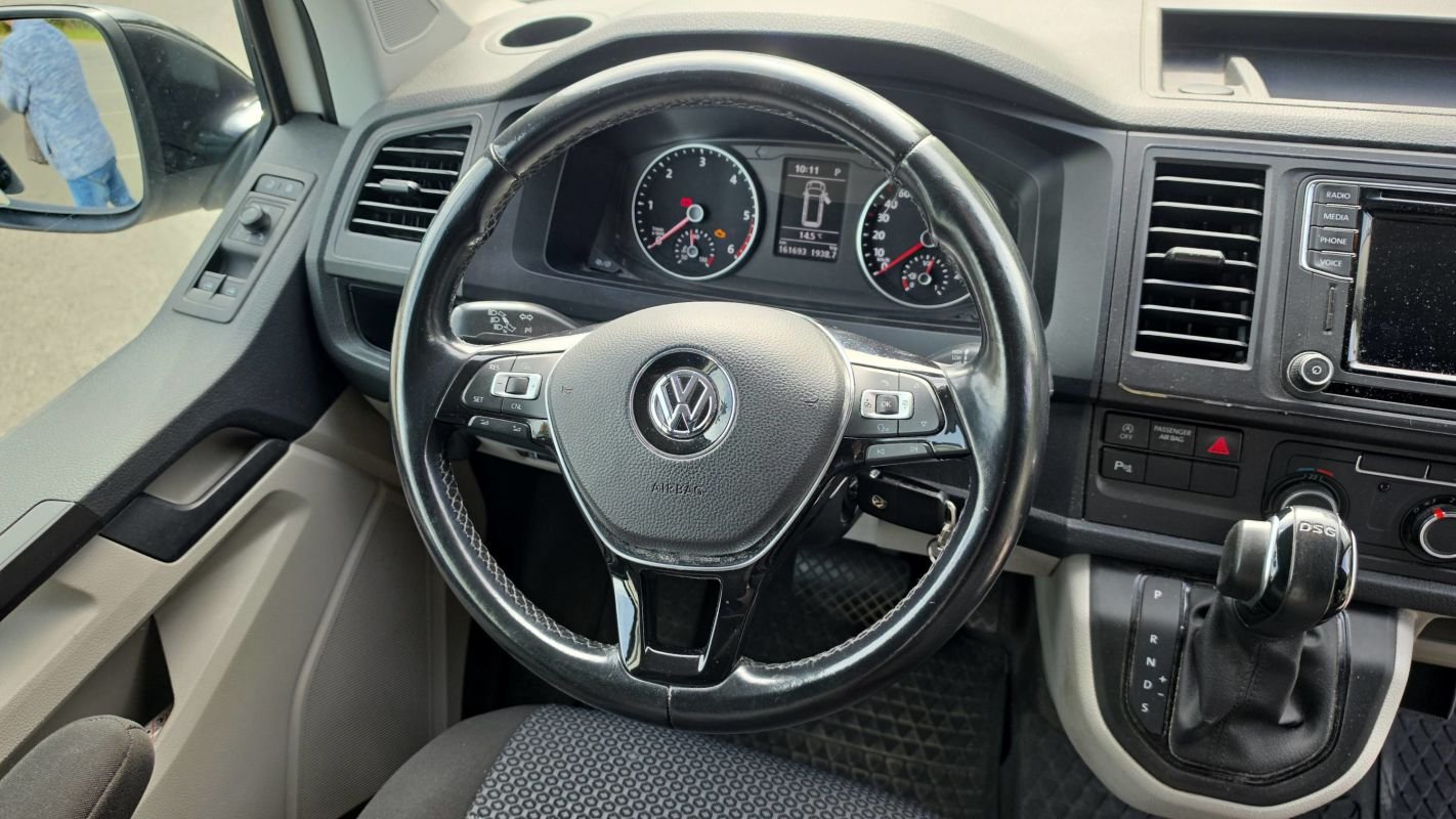 Volkswagen Transporter - Photo 22