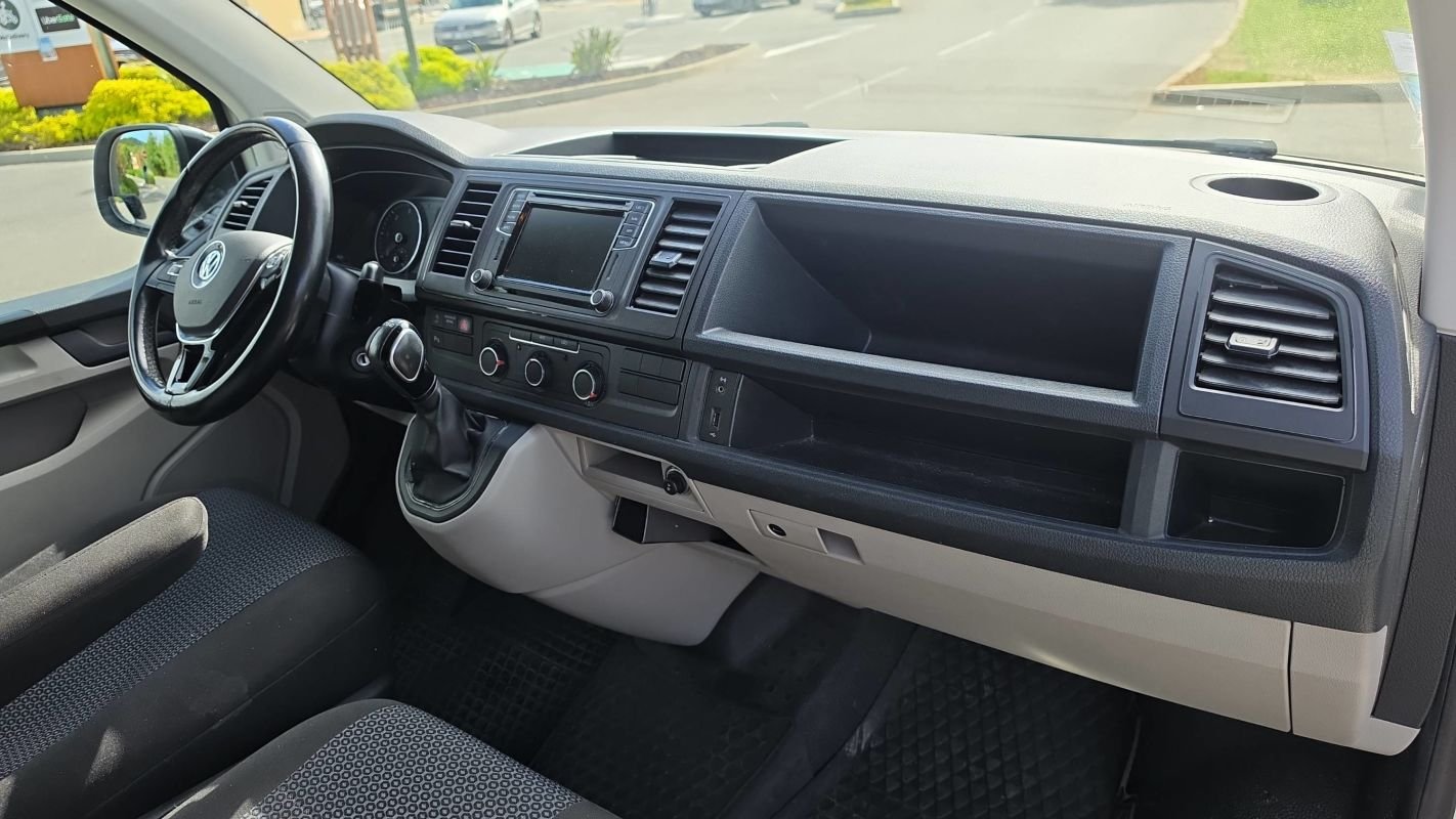 Volkswagen Transporter - Photo 10