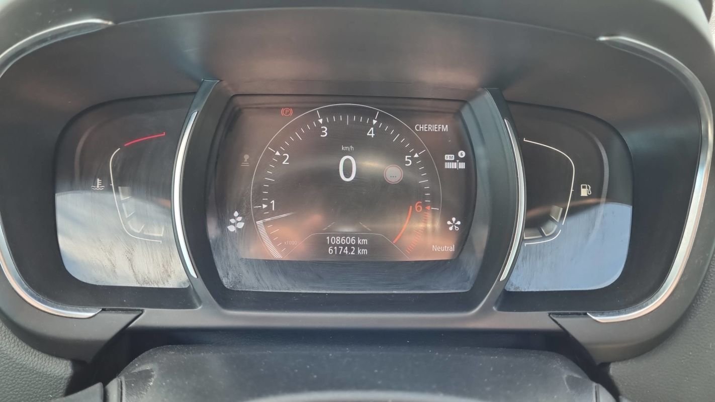 Renault Grand Scénic - Photo 12