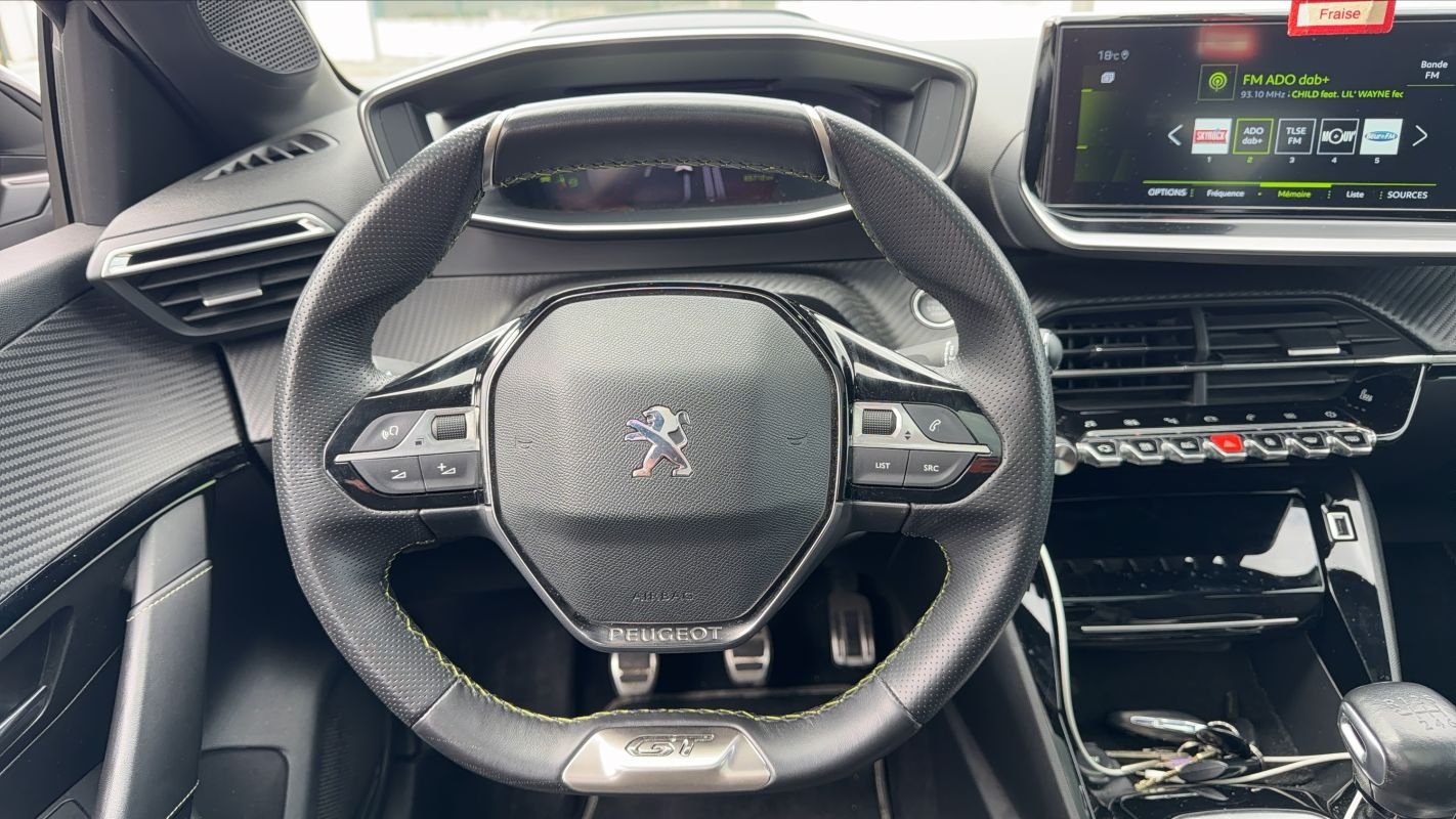 Peugeot 208 - Photo 23