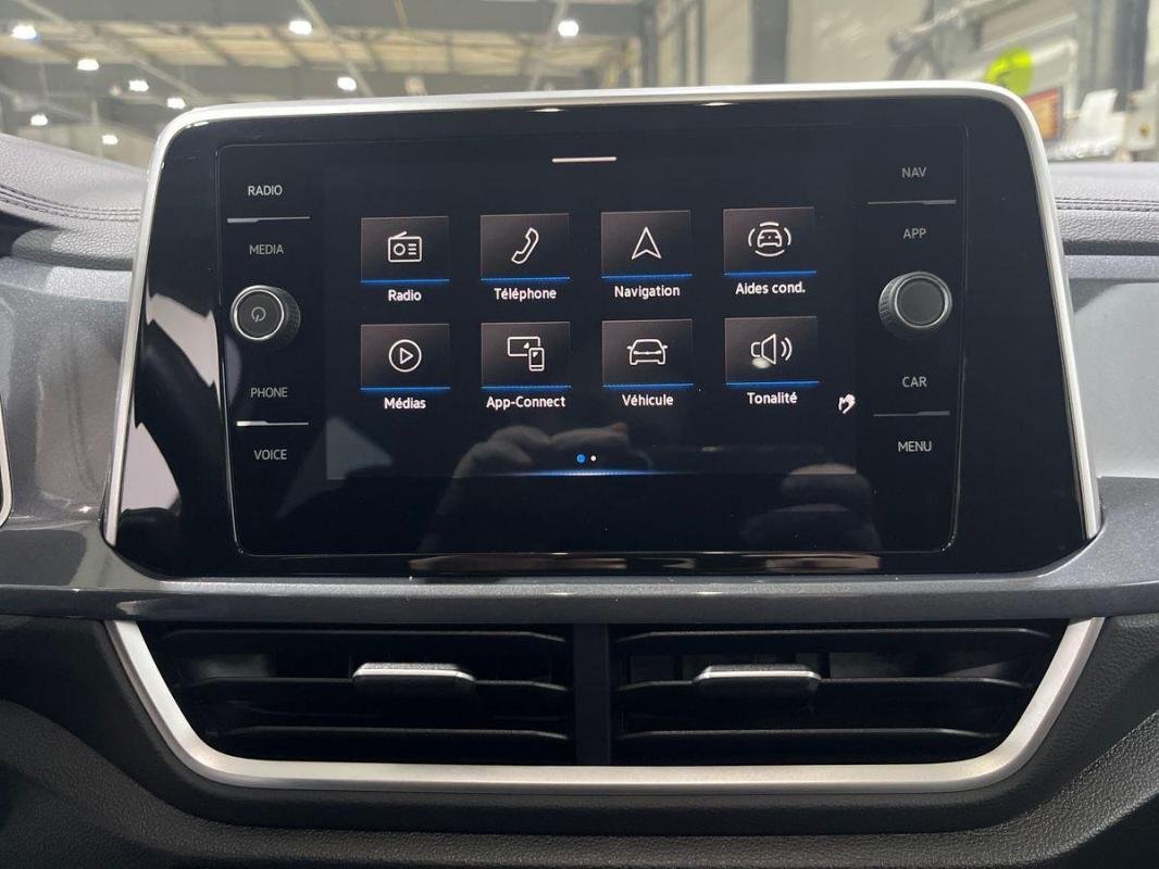Volkswagen T-Roc - Photo 16