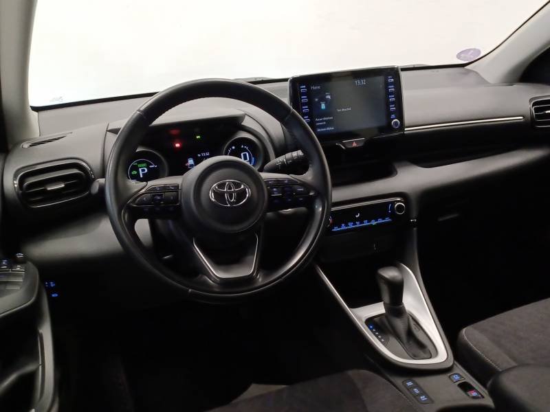 Toyota Yaris - Photo 11