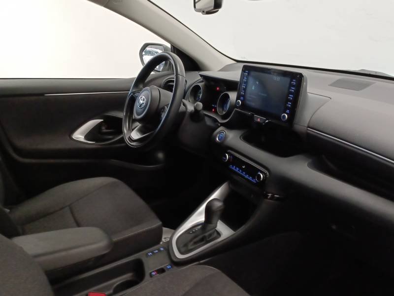 Toyota Yaris - Photo 12
