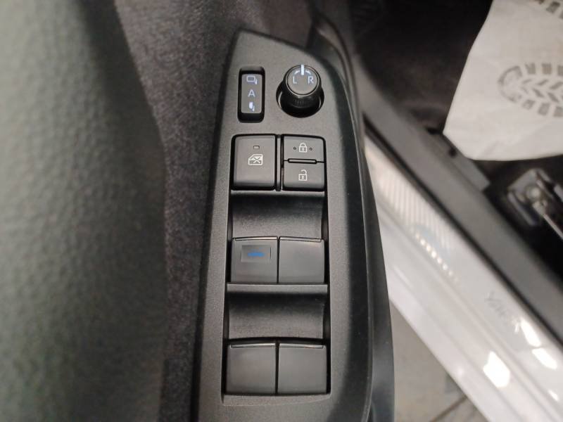 Toyota Yaris - Photo 15