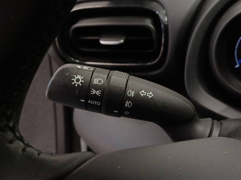 Toyota Yaris - Photo 21