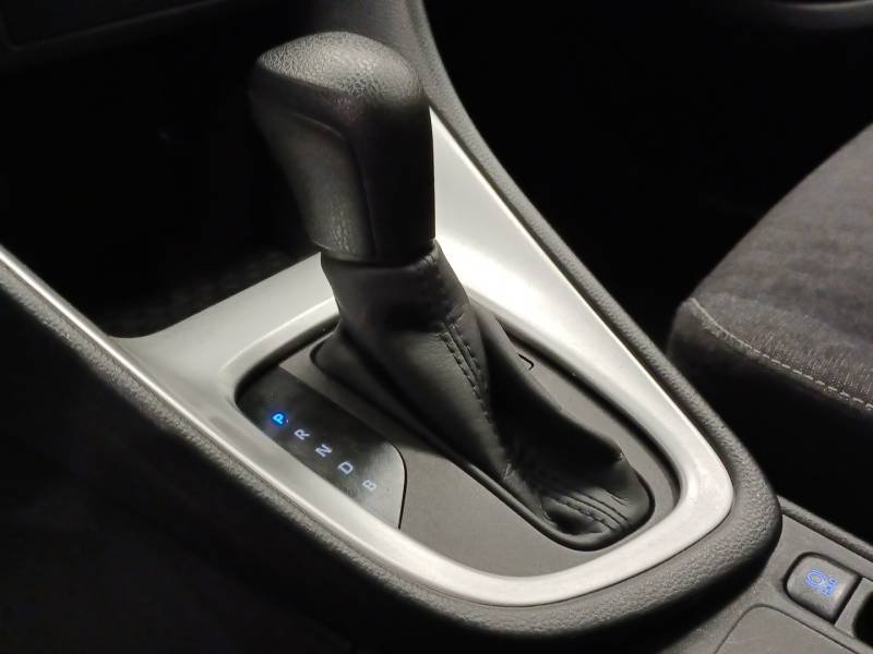 Toyota Yaris - Photo 24